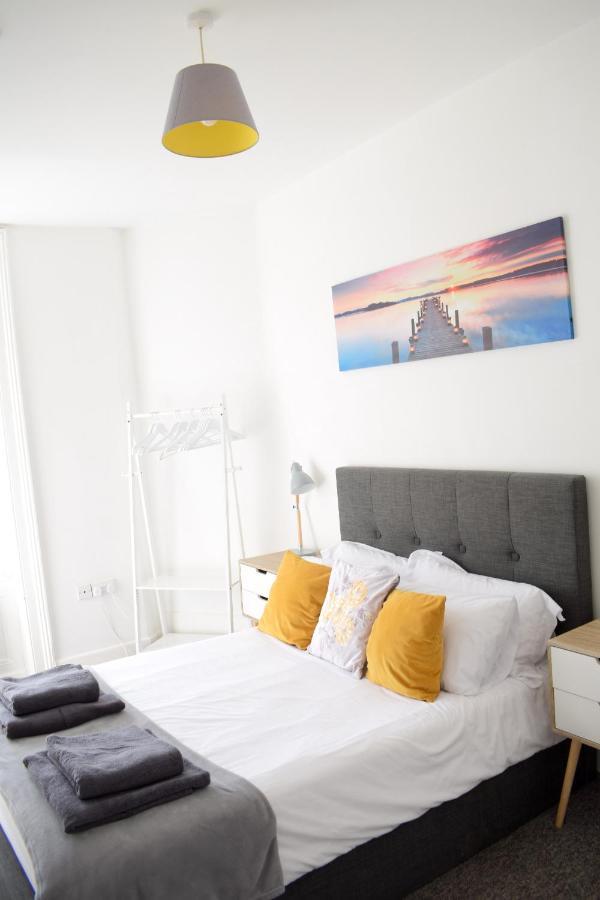 The Bay Beach Apartments Борнмут Екстер'єр фото